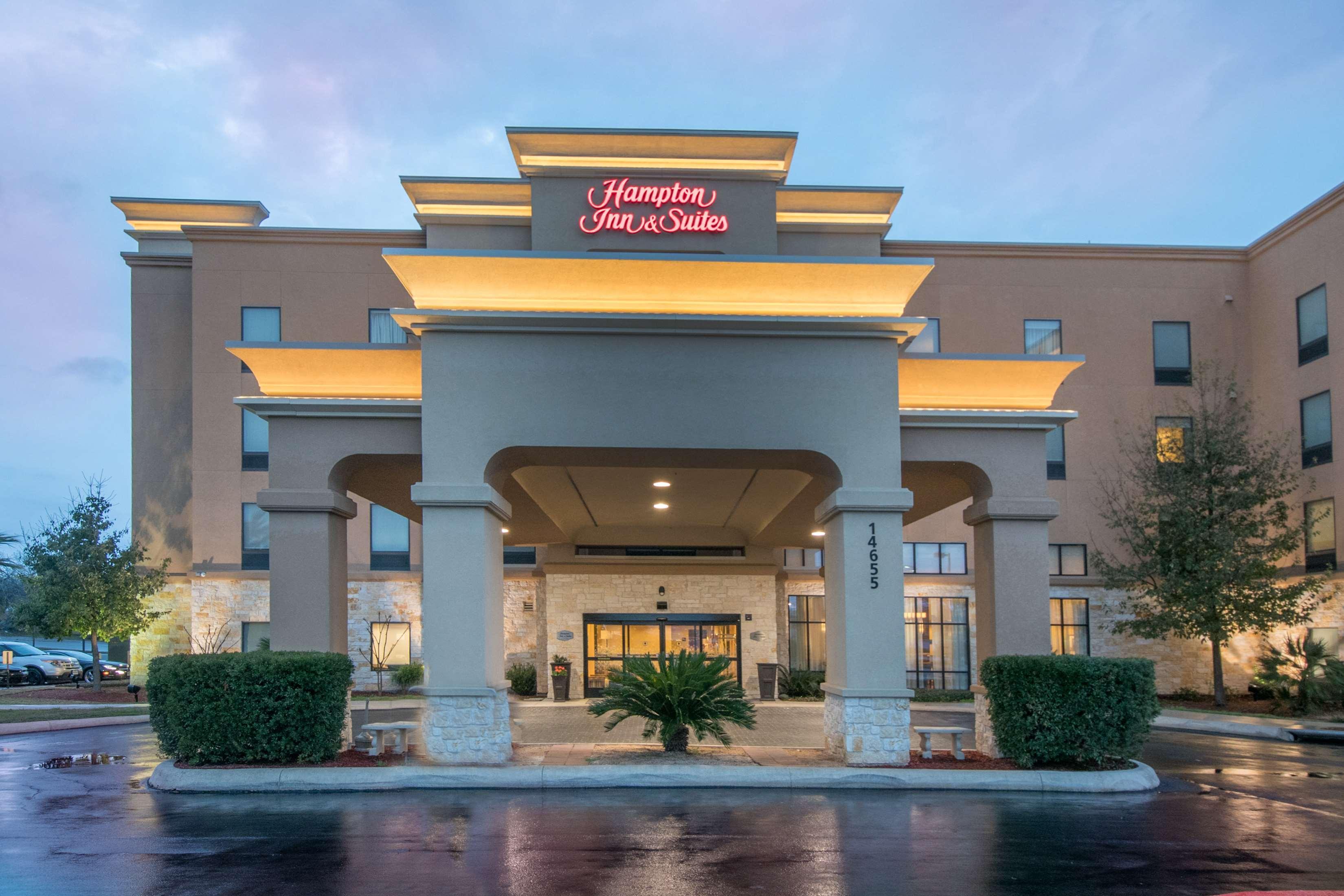 Hampton Inn & Suites Selma-San Antonio/Randolph Afb Exterior photo